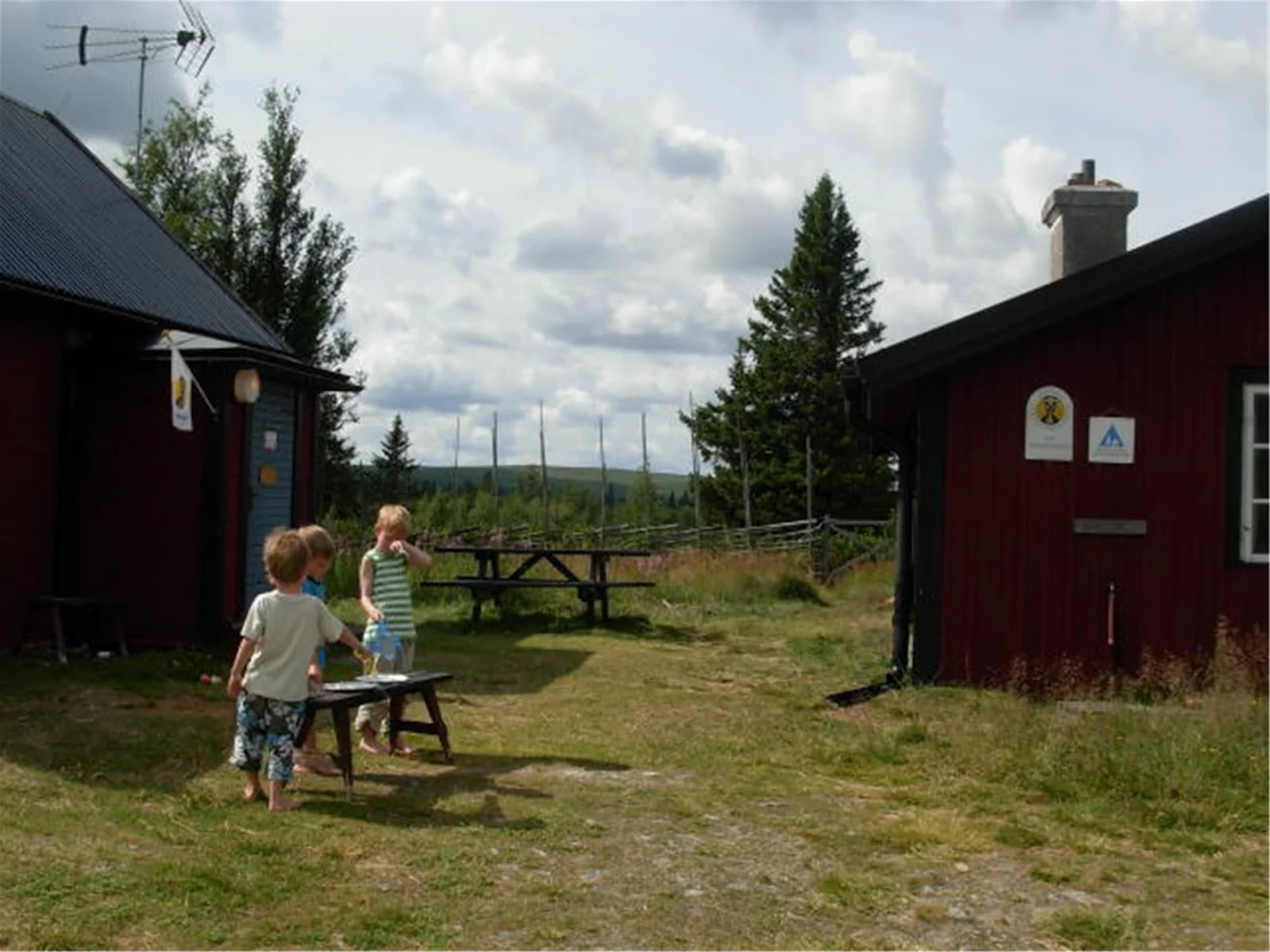 STF Arådalen Fjällstuga – bild 2 av 5