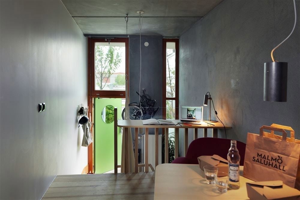 Modern and compact design in the urban heart of Malmö – close to taste experiences and the pulse of the city.